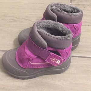 The North Face size 8 toddler size winter boots